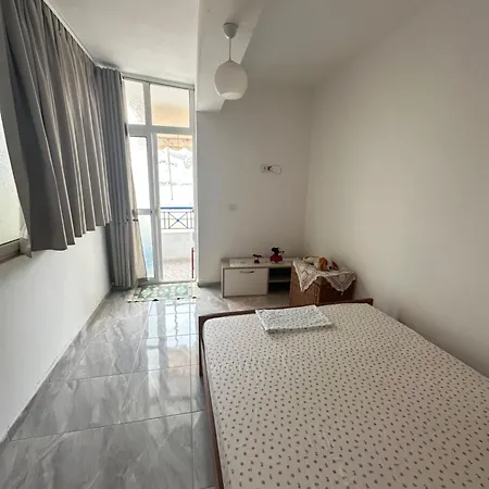 Premium Jimmy Sarandë